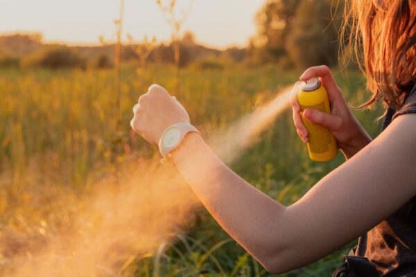 7 sfaturi pentru prevenirea înțepăturilor de țânțari